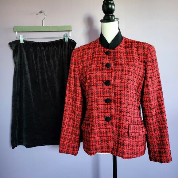 Saville Suit Jackets & Blazers - Vintage Saville Suit Petite Tweed Wool Blend Blazer & Adaptations Velvet Skirt